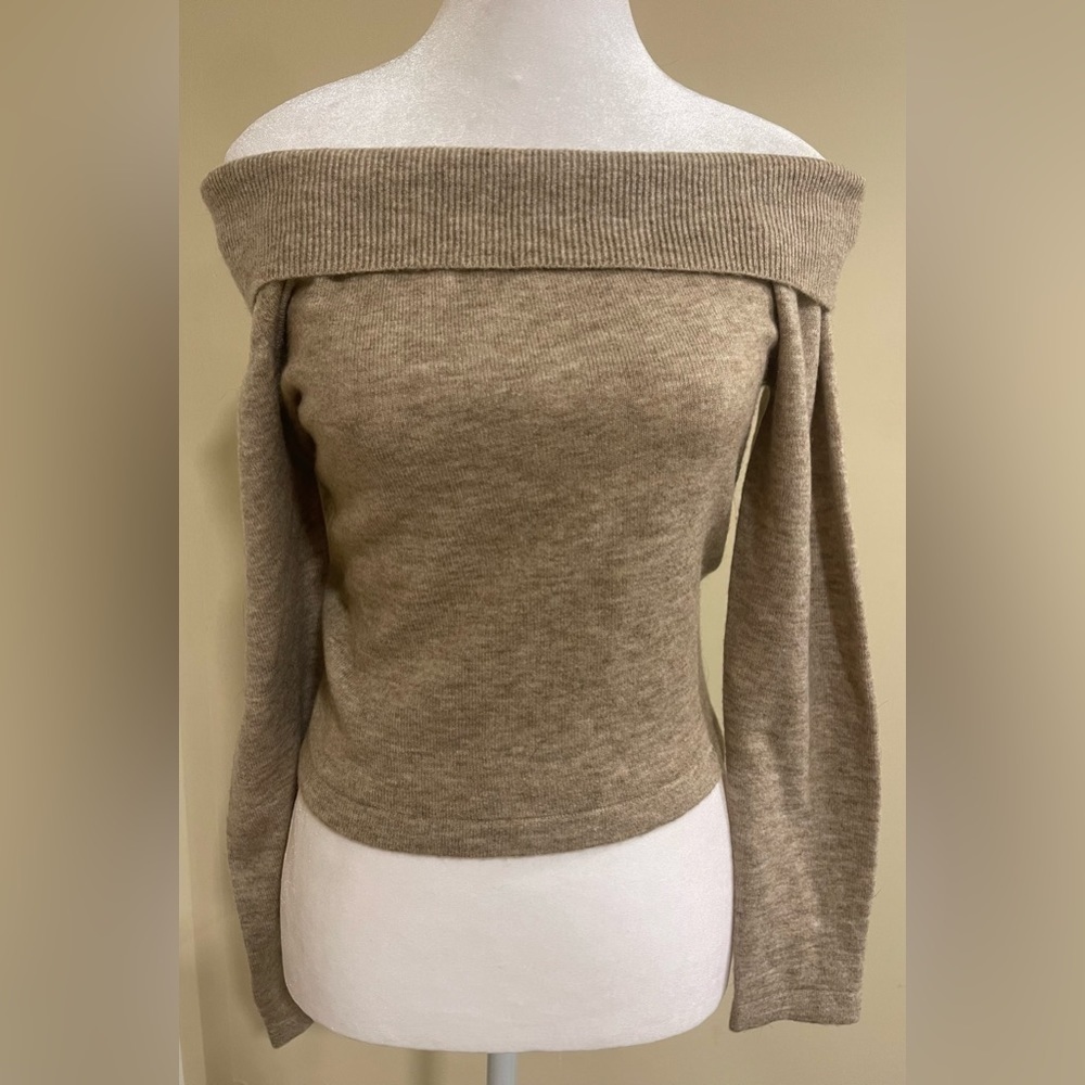 Lelis beige off the shoulder folded over neck knit top​​​​​​​​